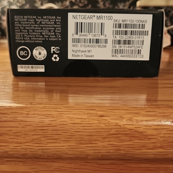 NETGEAR Nighthawk® Mobile Hotspot Router (MR1100-100NAS)**New and Unopened - Picture 2 of 4